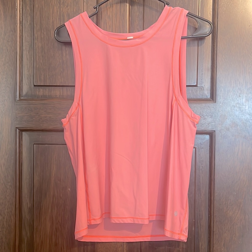 Lululemon top - size 6 - salmon color - loose fit